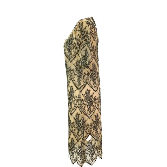 Caara Scalloped Lace Shift Dress Black Beige Size Medium NWT - Picture 5 of 9